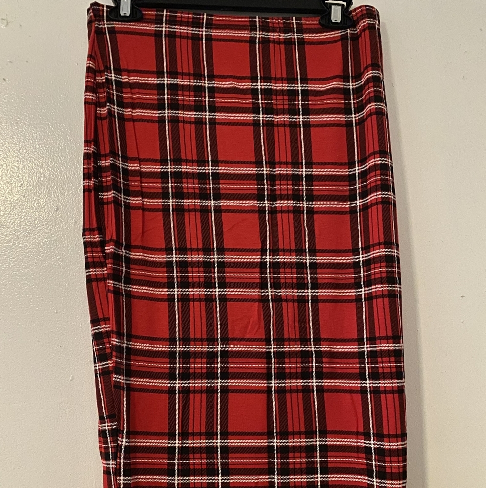 Skirt - Picture 2 of 4